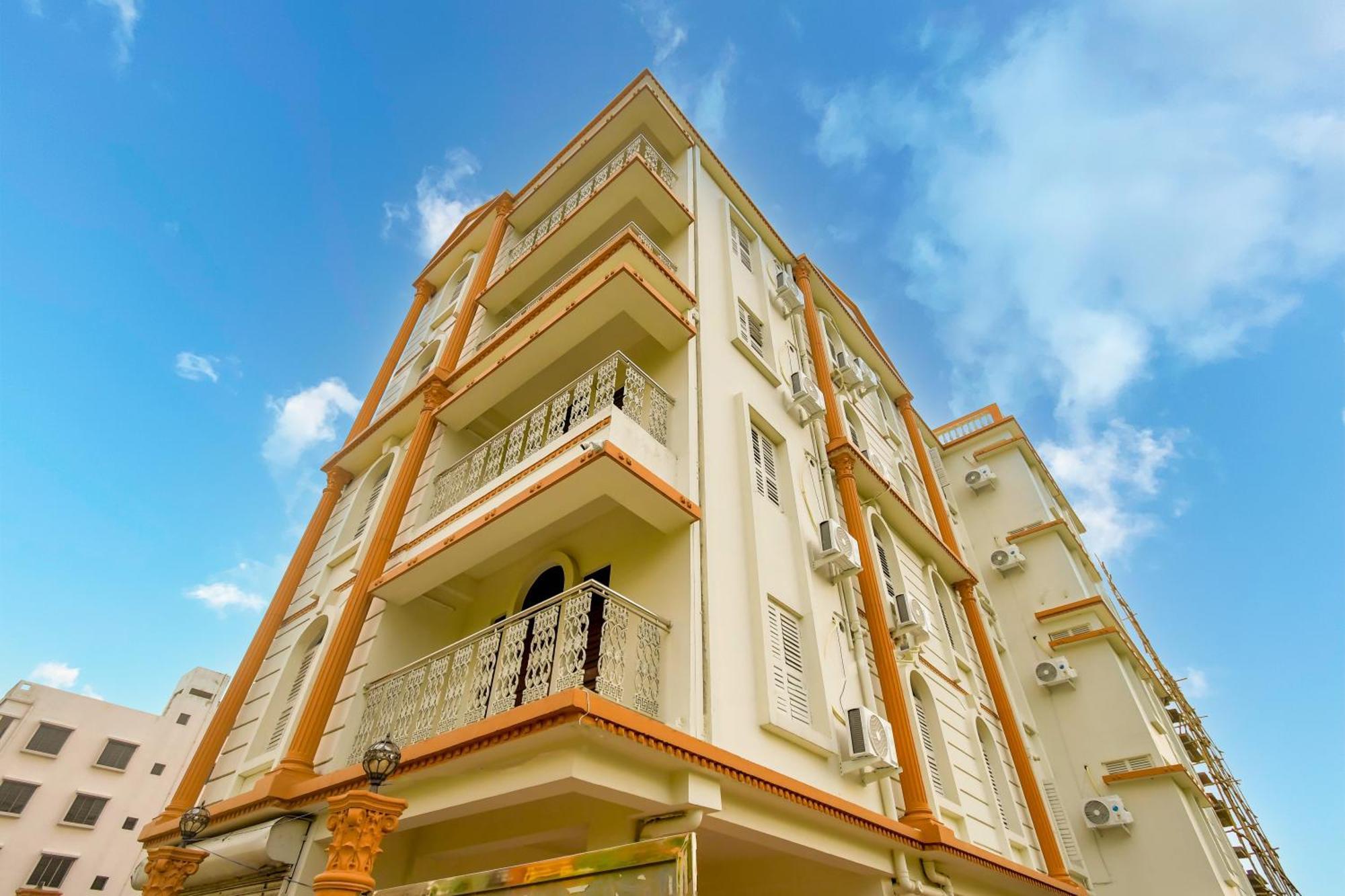 Hotel Mahal Калькутта Экстерьер фото